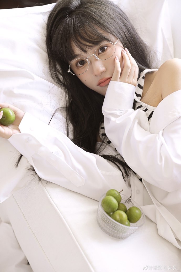 消失的她 封面